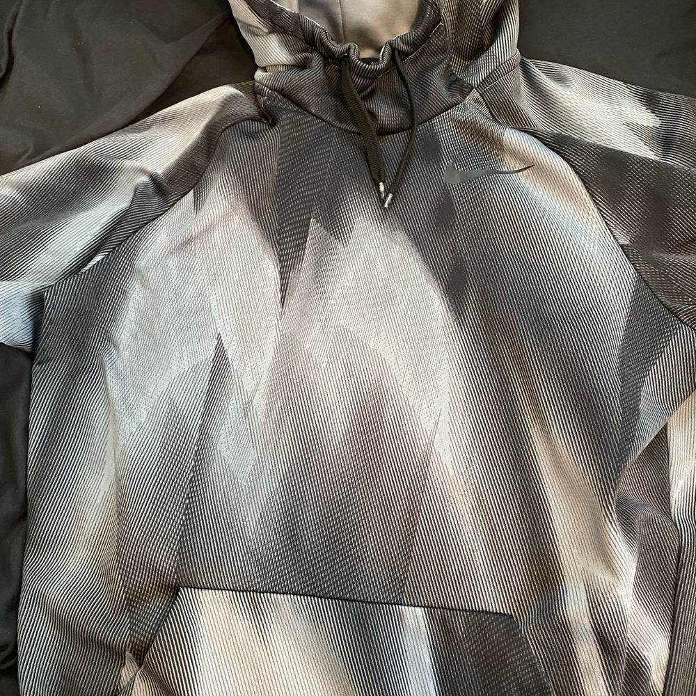 Gray nike dri-fit athletic hoodie